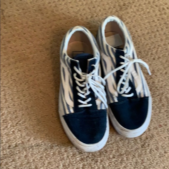 Vans stripes old skool sneakers - Picture 2 of 5
